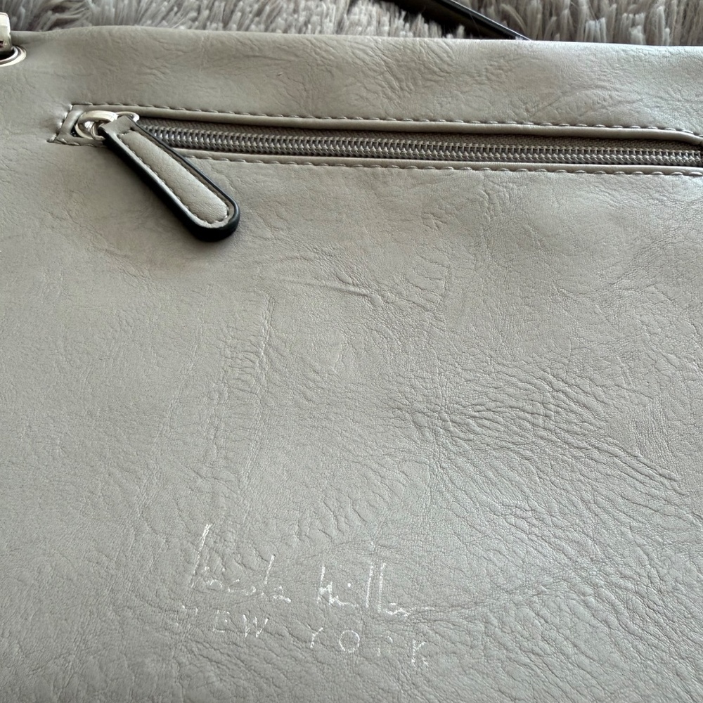 Nicole Miller grey faux leather crossbody bag - Picture 6 of 8